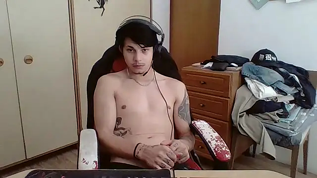 Akillas live cam on StripChat