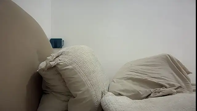 bajejek01 live cam on StripChat