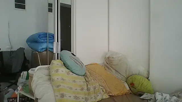 vitalik66679 live cam on StripChat