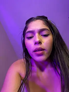 haily_babe live cam on StripChat