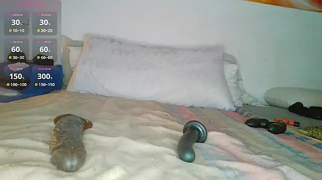 canarito18 live cam on StripChat