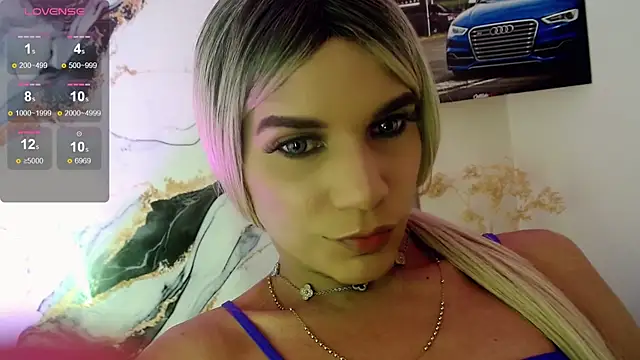 Perla_sanz_ live cam on StripChat