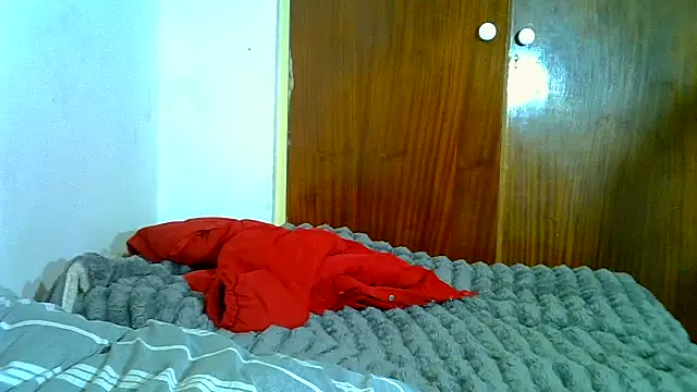 SweetHoney21_ live cam on StripChat