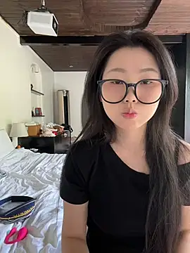 xiaozz-001 live cam