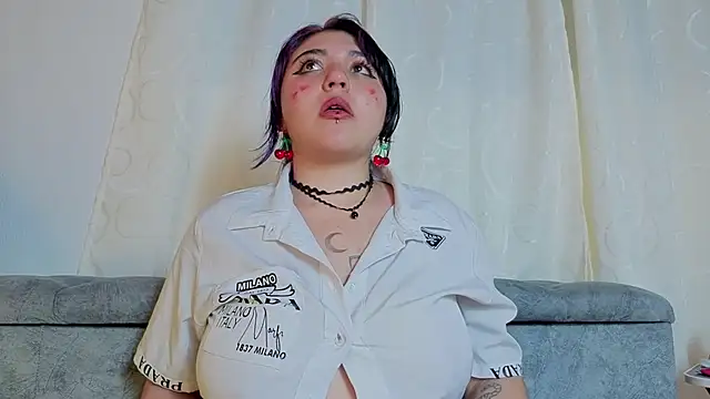 Blueberry_gothic live cam on StripChat