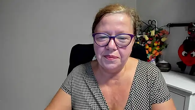 Adelewildx webcam