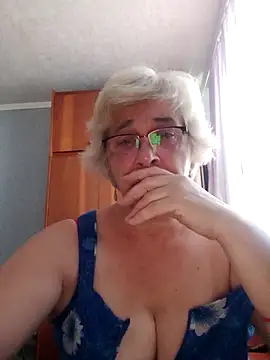 52MiaLove02 webcam
