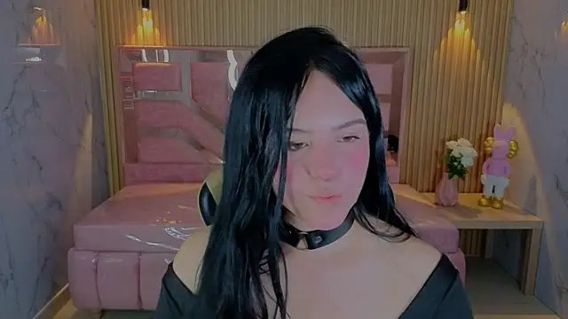 sarita_09_s live cam on StripChat