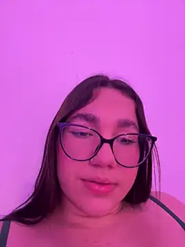 miakhalaf_ live cam on StripChat