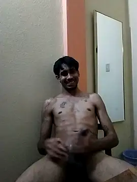 Bastianblaze4 live cam on StripChat