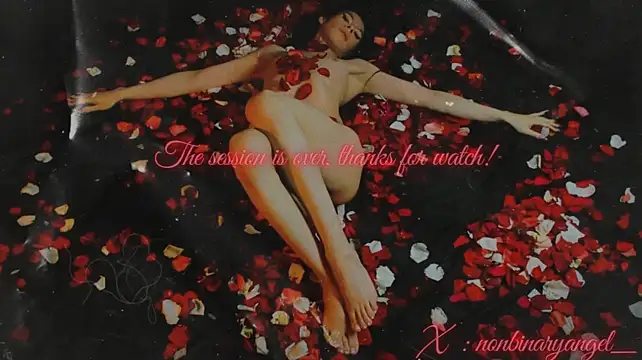 nonbinaryangel live cam on StripChat