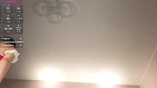Mollybae4 live cam on StripChat