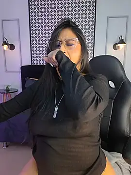 Amber_gold_ live cam on StripChat