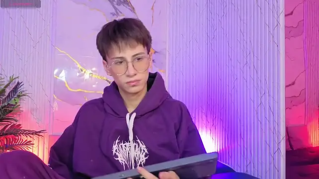 Davi_Tay