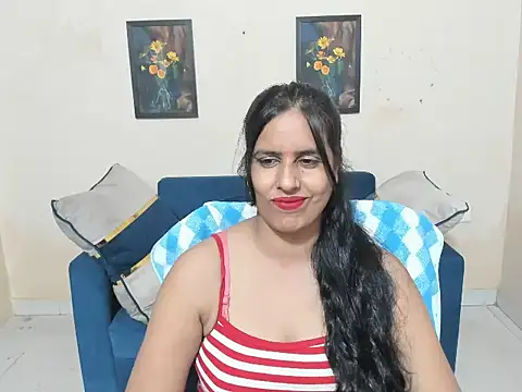 sara_conorr live cam on StripChat
