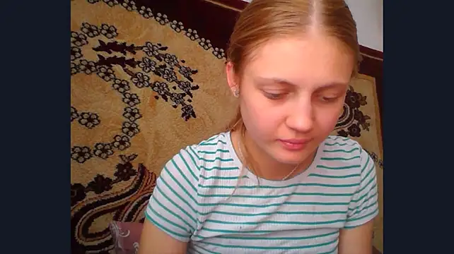 LunaLaday live cam on StripChat
