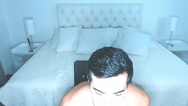 mr_hunterx live cam on StripChat