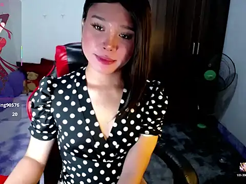 sofiathe1st live cam on StripChat