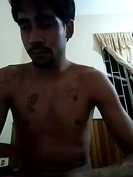 Bastianblaze4 live cam on StripChat