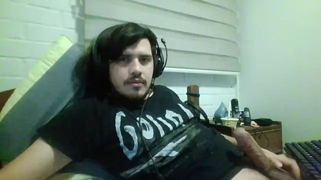 hung_weeb live cam on StripChat