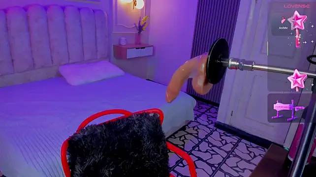 yourlittle_kathe live cam on StripChat