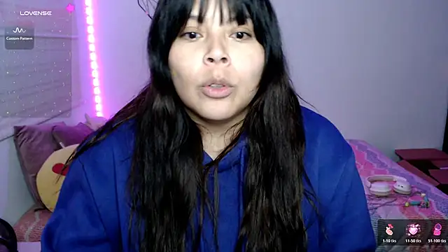 EllieMoonX live cam on StripChat