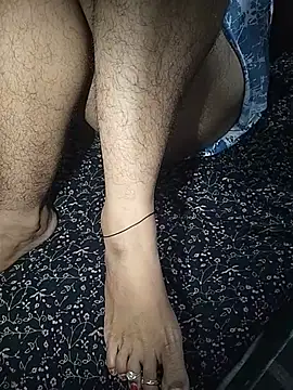 Ruhani-couple001 live cam on StripChat
