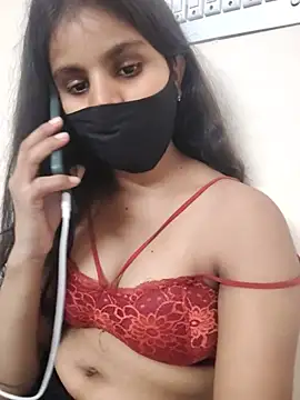 yours_queen_ live cam on StripChat