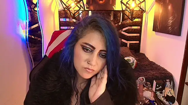 scarleth_blue live cam on StripChat