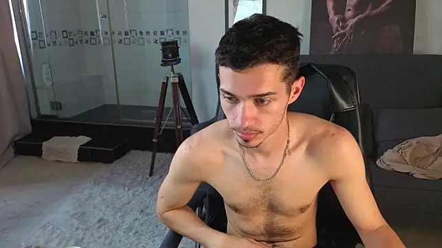 KaydenDrew live cam on StripChat