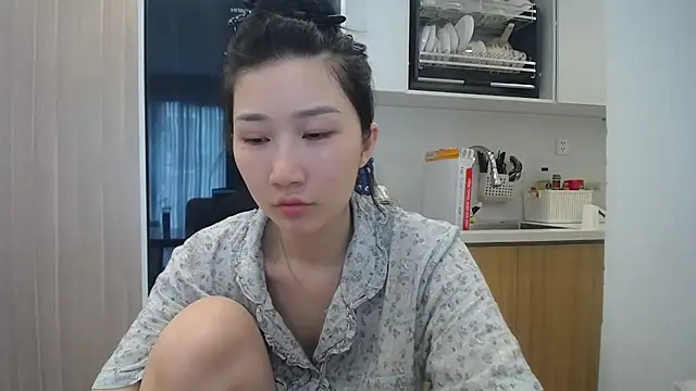 Asiagirll live cam on StripChat