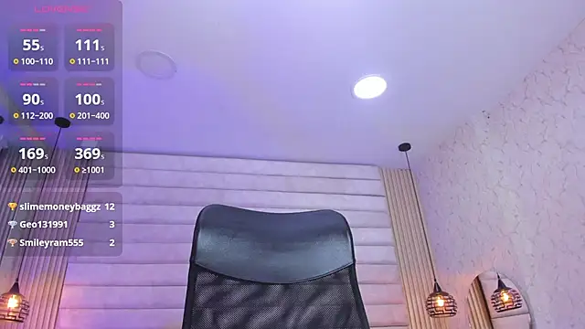 xcarlettt live cam on StripChat