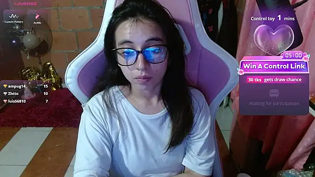 Maggie_Fox3 live cam on StripChat