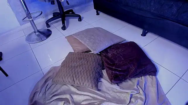 AngelaCoffee webcam