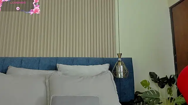 kathecute__ live cam on StripChat