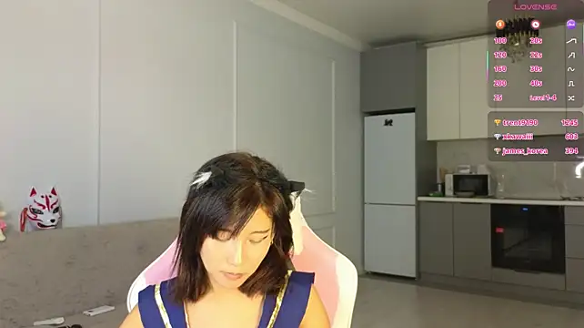 mimiicherry live cam on StripChat