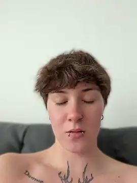 IceMur live cam on StripChat
