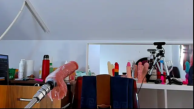 KarlaHartley live cam on StripChat