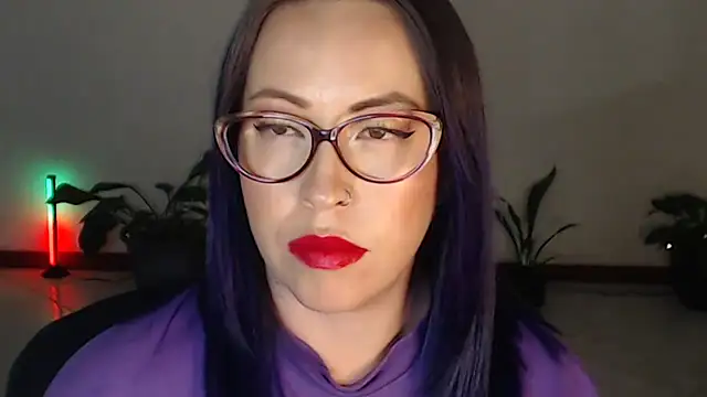 charlottezoe15 live cam on StripChat