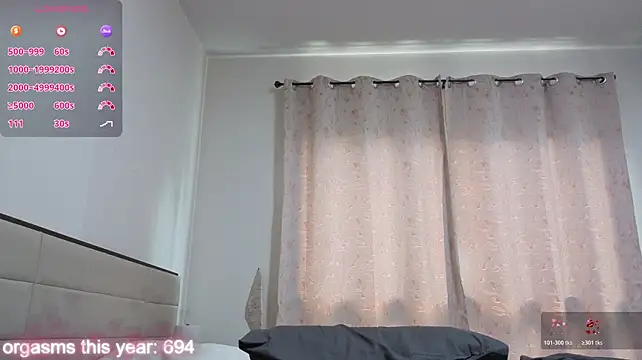 MaryHillx live cam on StripChat