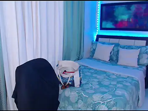 Heavenly_Treats webcam