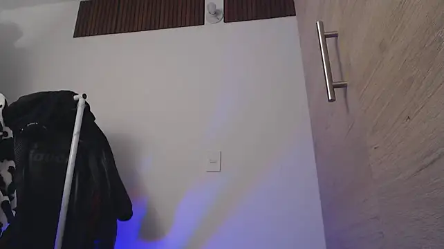 chomelo6 live cam on StripChat