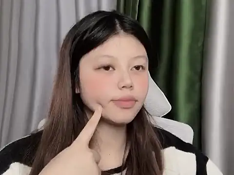 yanyan2007 live cam on StripChat