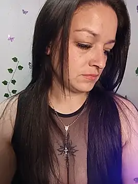 Isa_bluee live cam on StripChat