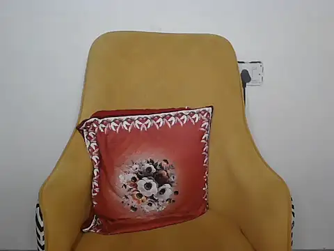 Mehu_ live cam on StripChat