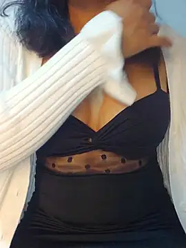 _MissPompitas23_ live cam on StripChat