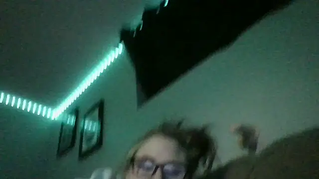 chloeluxe69 webcam
