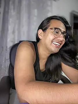 _Dylan_7 live cam on StripChat