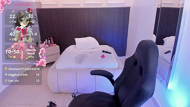 LOLAMAXI live cam on StripChat