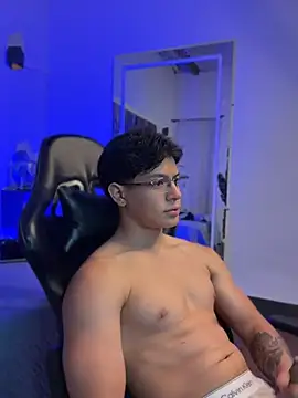 TonyPetrovjs live sex cam